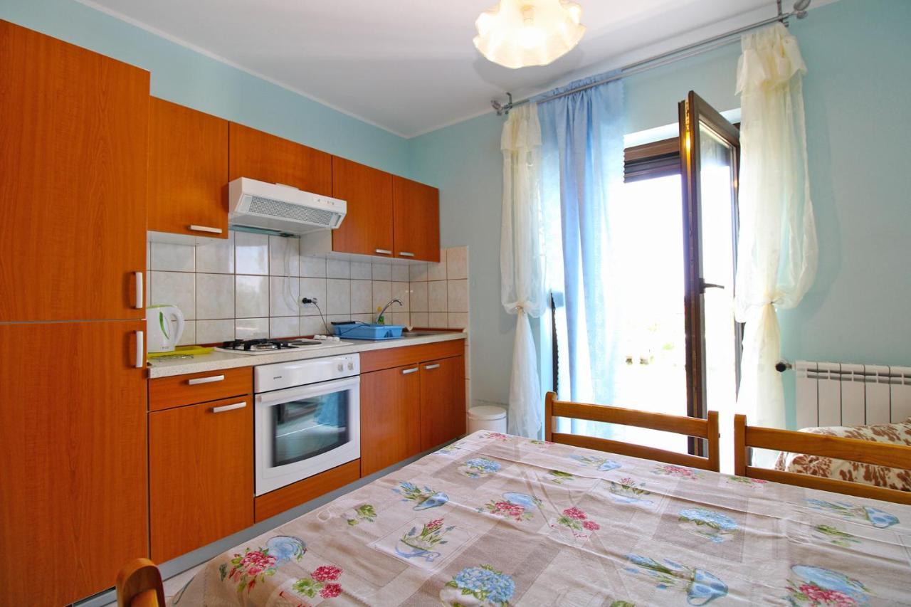 Apartments Veroslava 2159 Pula Extérieur photo