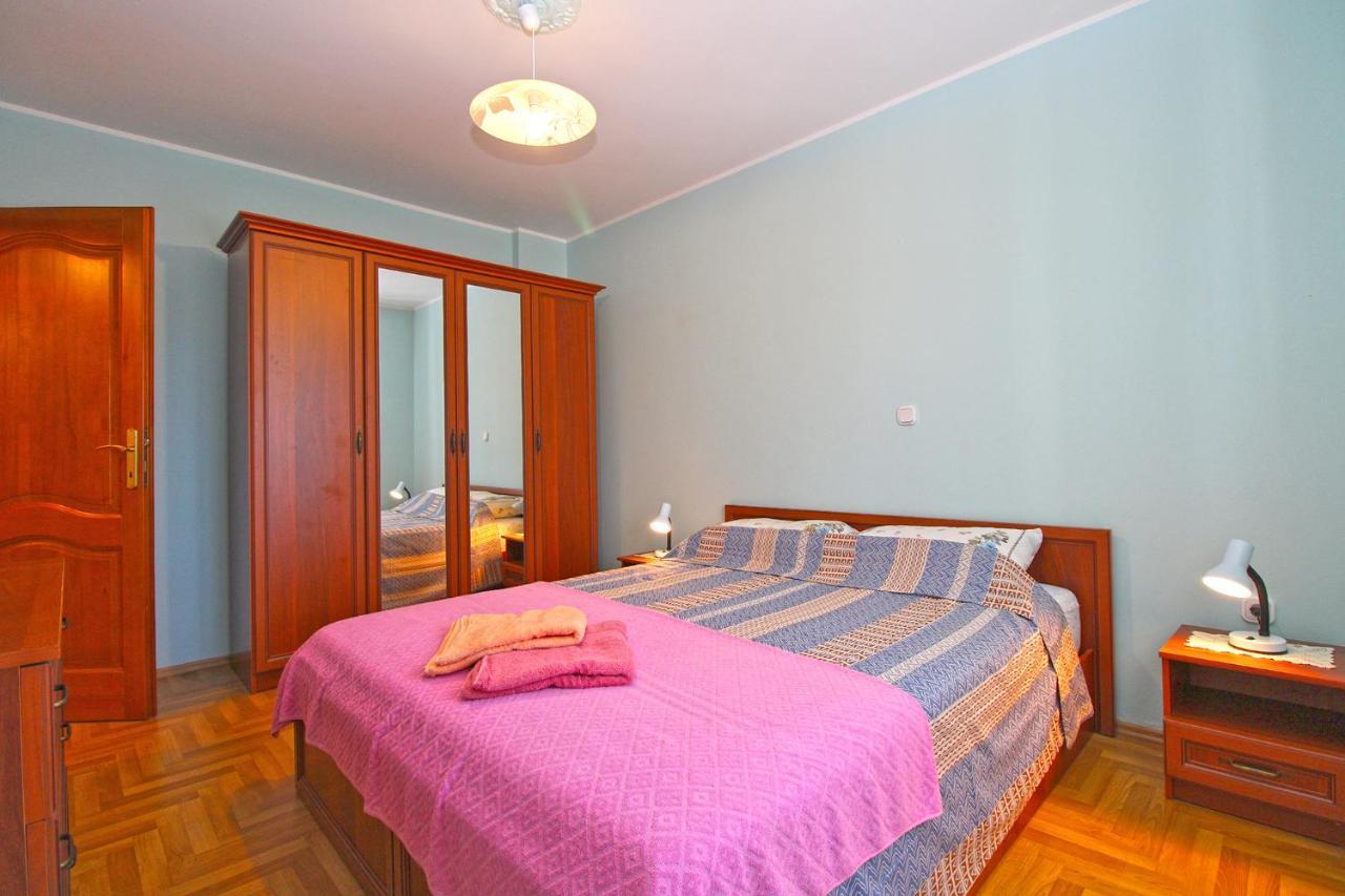Apartments Veroslava 2159 Pula Extérieur photo