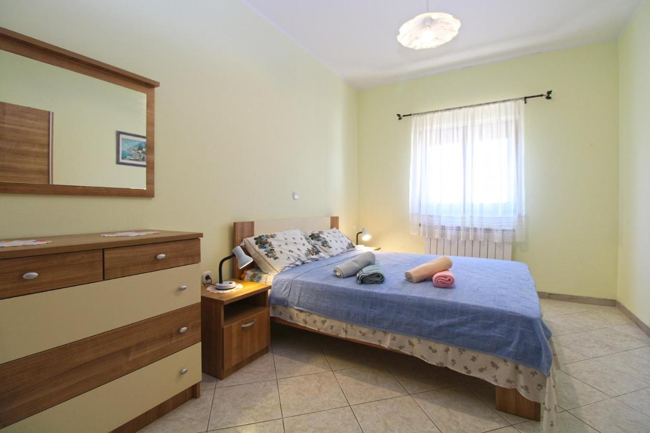 Apartments Veroslava 2159 Pula Extérieur photo